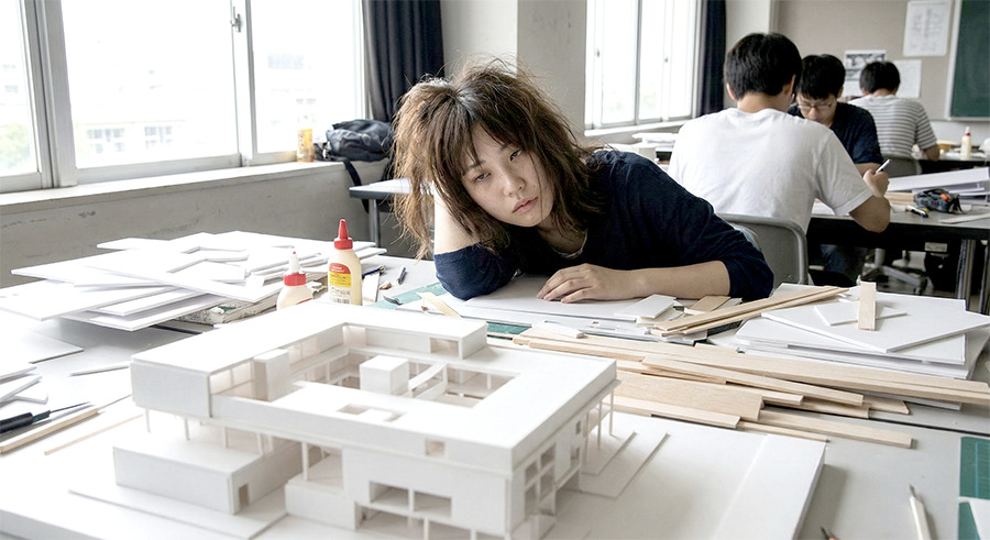 学校で必要なスチレンボードの材料費で困ってる画像