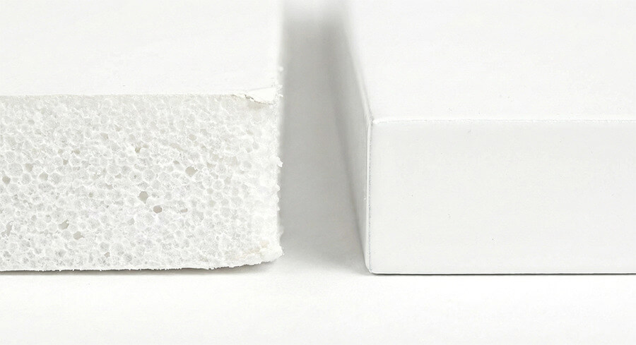 カルプ文字とスチレンボードの比較画像